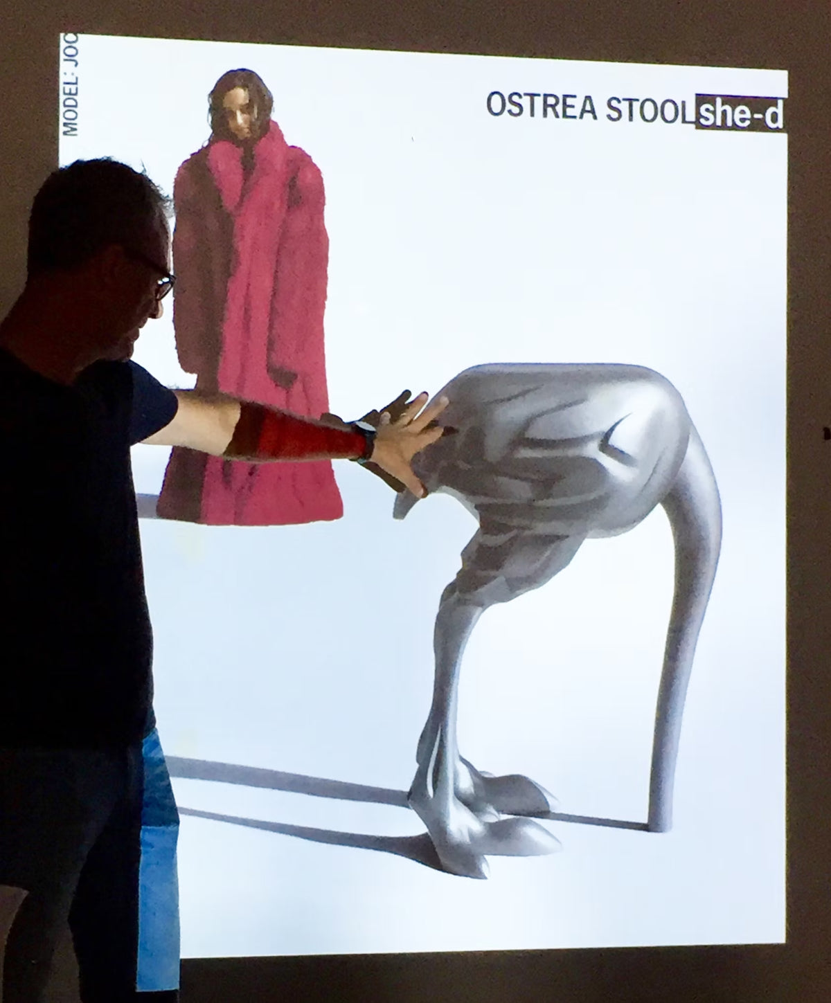 Ostrea Bird Stool